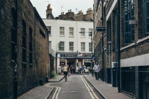 Conseils de gestion de patrimoine pour la nouvelle génération en 2025